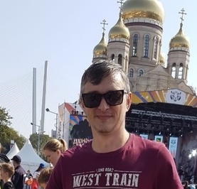 Максим